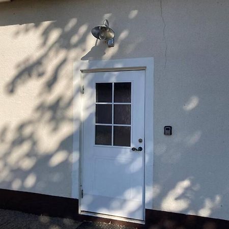 Fin Laegenhet Mitt Pa Bjaerehalvoen Apartamento Båstad Exterior foto