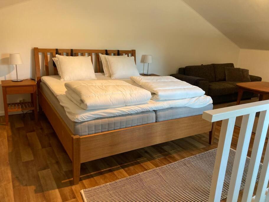 Fin Laegenhet Mitt Pa Bjaerehalvoen Apartamento Båstad Exterior foto