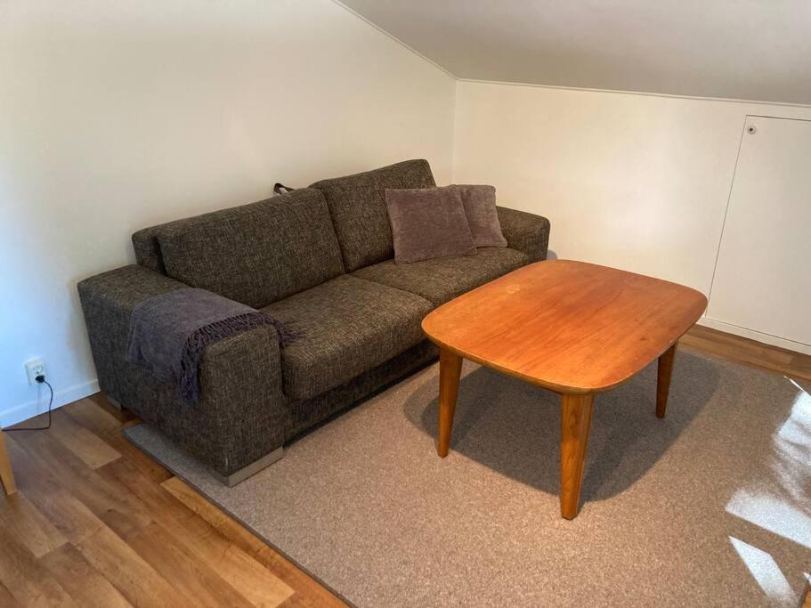 Fin Laegenhet Mitt Pa Bjaerehalvoen Apartamento Båstad Exterior foto