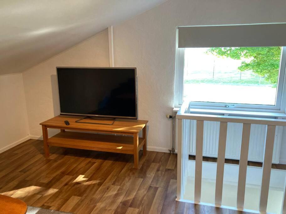 Fin Laegenhet Mitt Pa Bjaerehalvoen Apartamento Båstad Exterior foto